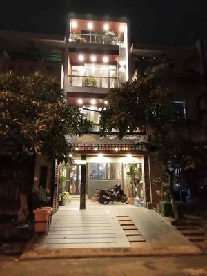 CHÍNH CHỦ BÁN NHÀ GẤP R4,5xD20, 5PN, 4tolet