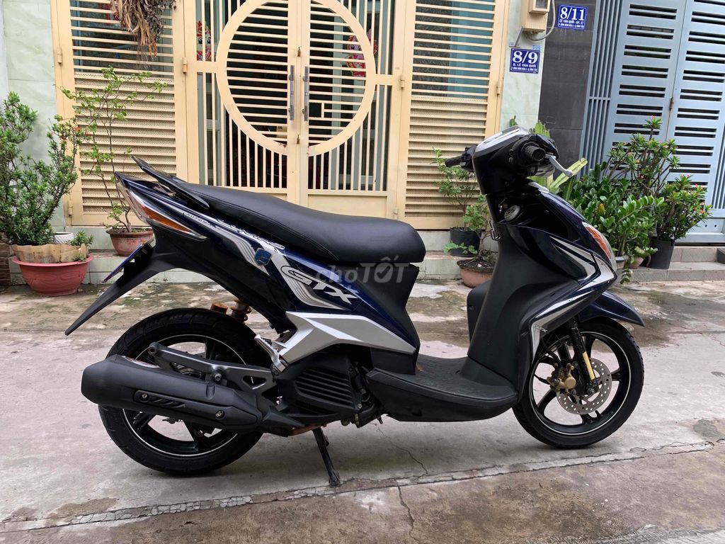 Yamaha Luvias 125cc xanh bạc 39000km Zin100% đẹp