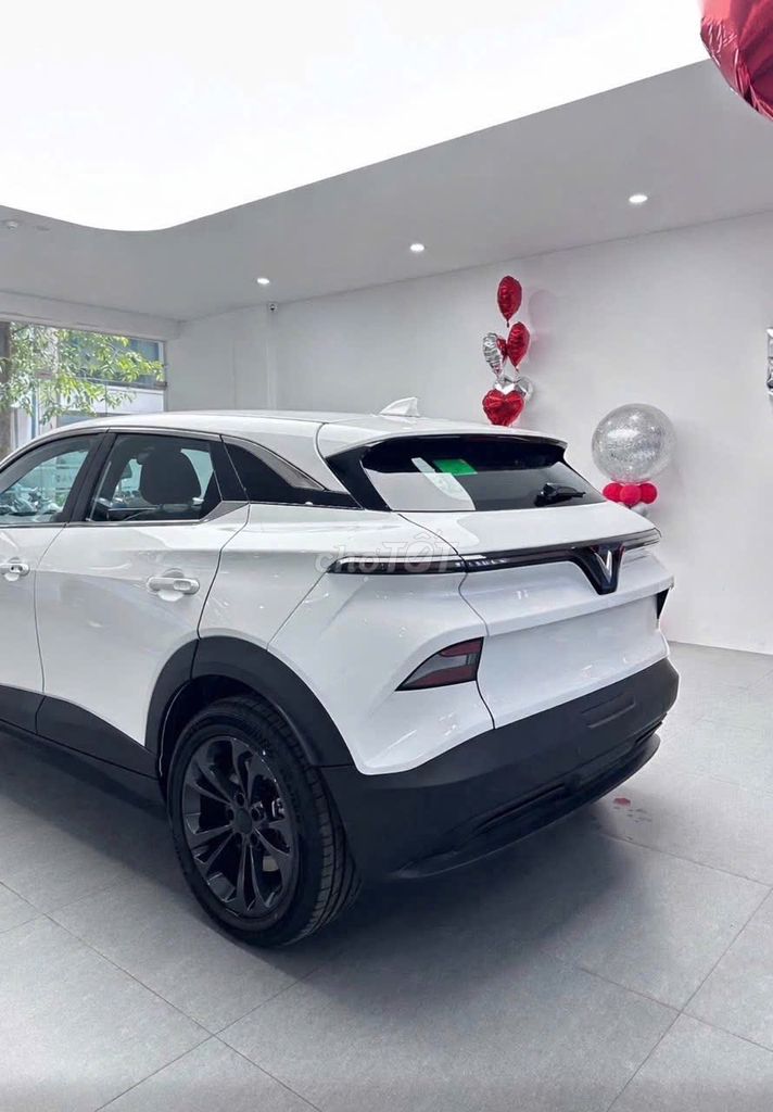VinFast VF6 50tr получает 100% новый автомобиль