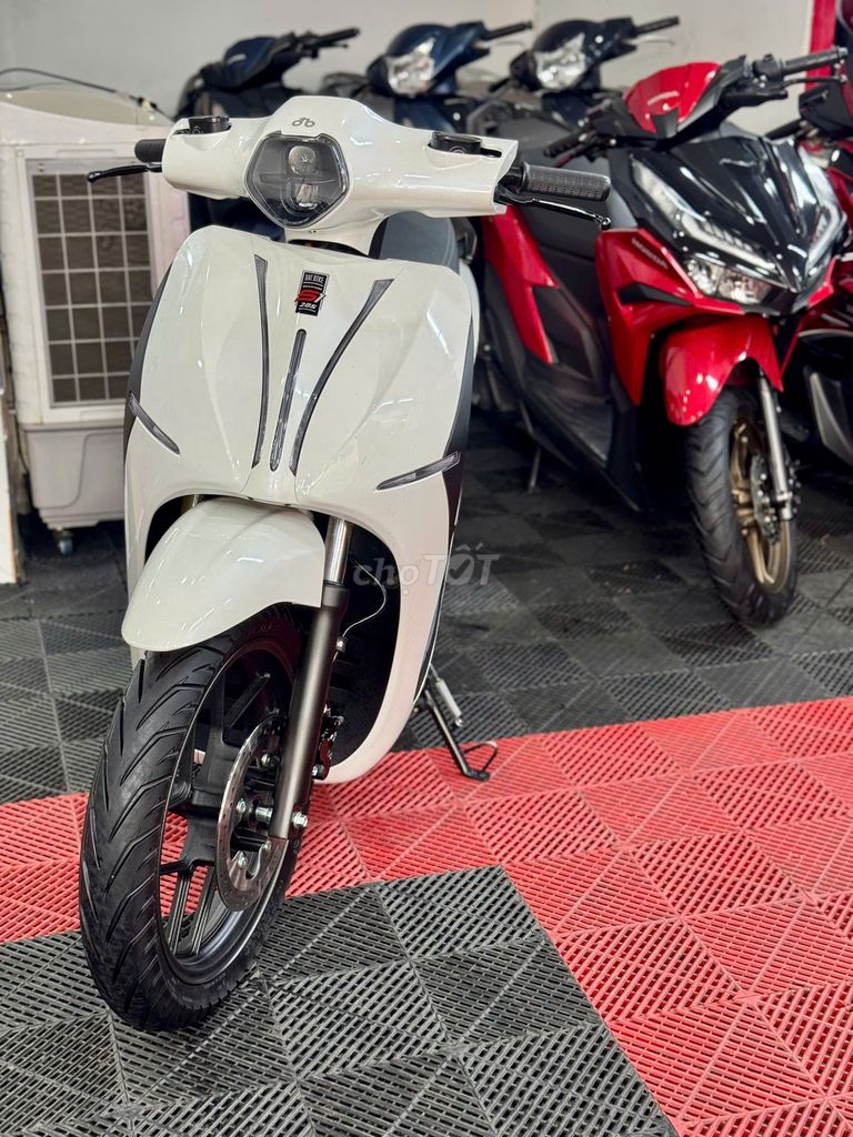 Datbike Quantum S1 400km 2025 BSTP 9chủ ký GIÁ RẺ. Mua bán Xe máy tại Thành phố Thủ Đức Tp Hồ Chí Minh được đăng bởi XE MÁY THỦ ĐỨC hình 1
