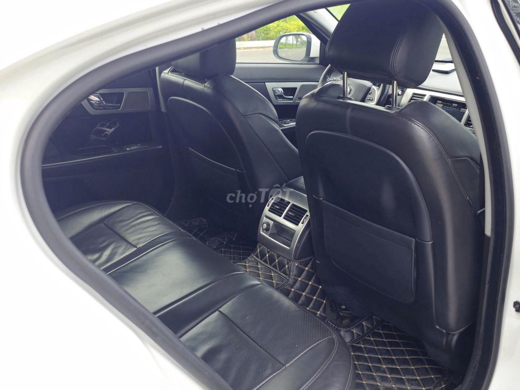 Jaguar XF 2014 2.0 AT - 125000 km. Mua bán Ô tô tại Thành phố Thủ Đức Tp Hồ Chí Minh được đăng bởi SÀN Ô TÔ VIỆT NAM SÀI GÒN hình 13