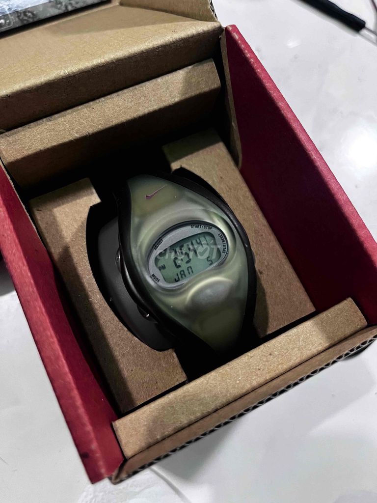 Đồng hồ Nike Tempest Thép không gỉ. Mua bán Đồng hồ tại Huyện Cần Giuộc Long An được đăng bởi Tiến hình 1