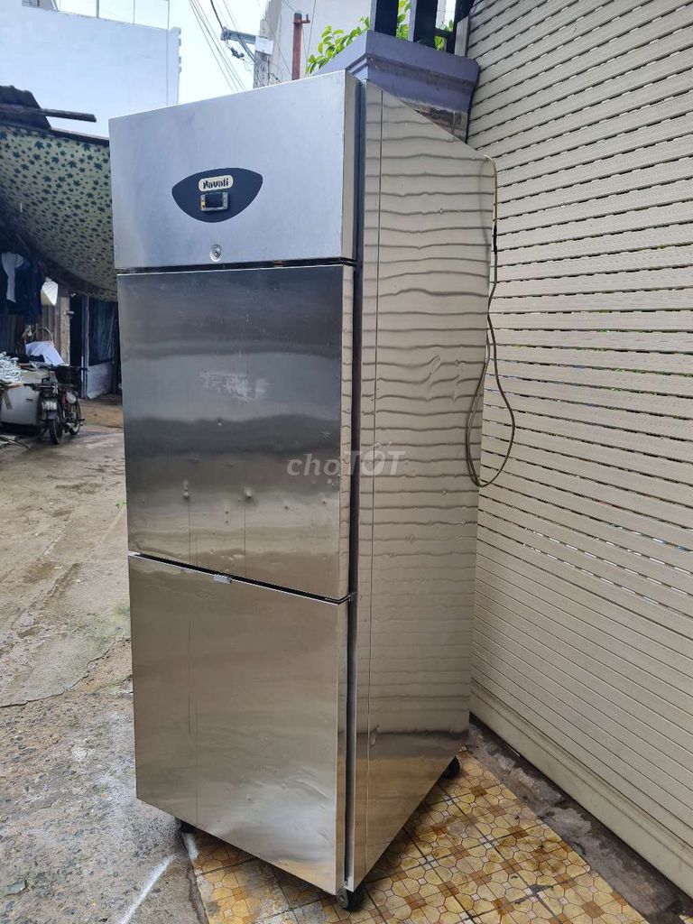 Tủ đông đứng inox 700L. Mua bán Tủ lạnh tại Quận Tân Phú Tp Hồ Chí Minh được đăng bởi Hoàng Lan hình 2