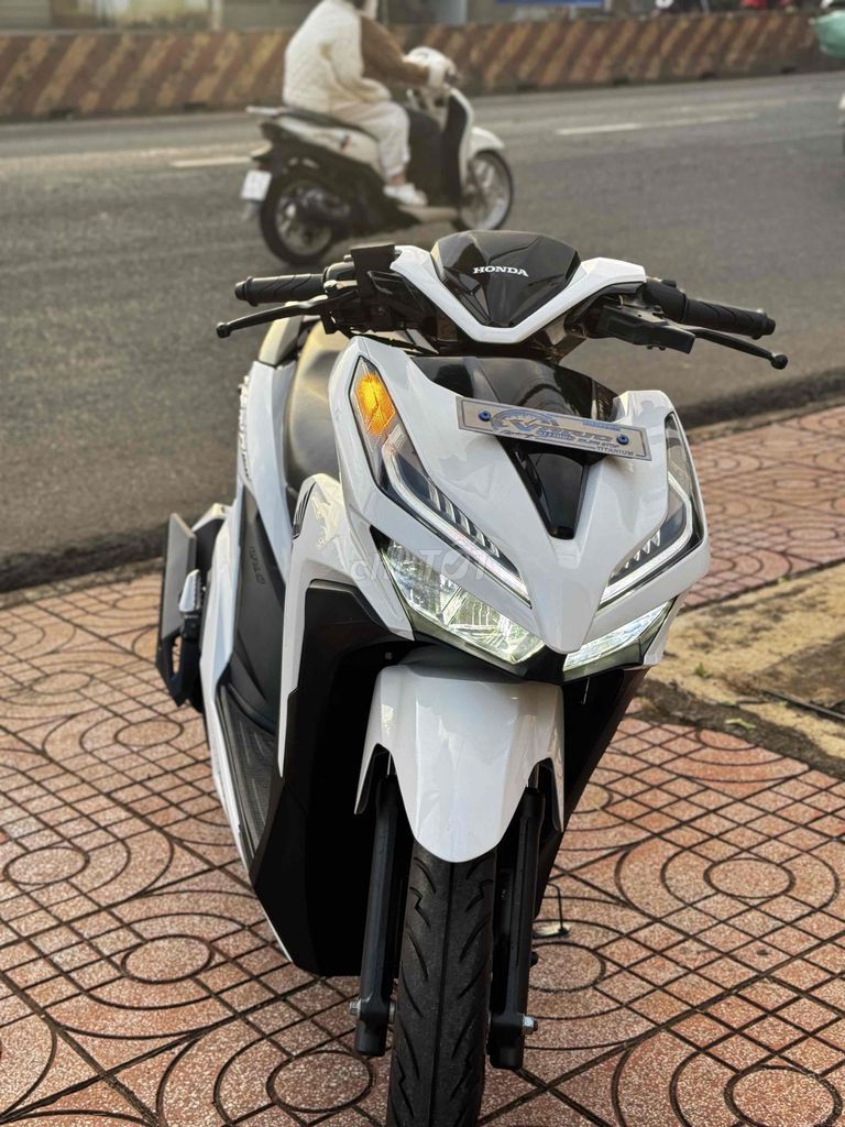 Thanh Lý Vario 150. Mua bán Xe máy tại Thành phố Buôn Ma Thuột Đắk Lắk được đăng bởi Cửa Hàng Xe Máy 297 Nguyễn văn cừ hình 1