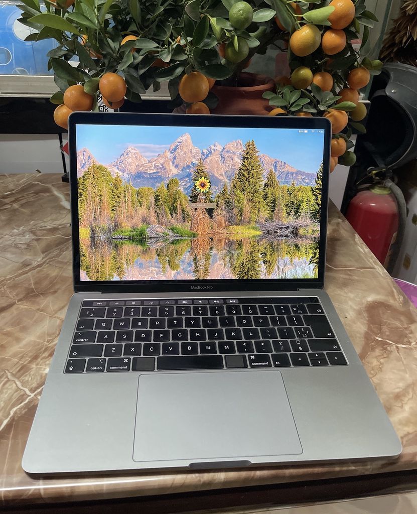 MacbookPro MV972 Touchbar khủng I7/16Gb/SSD 2TB/13