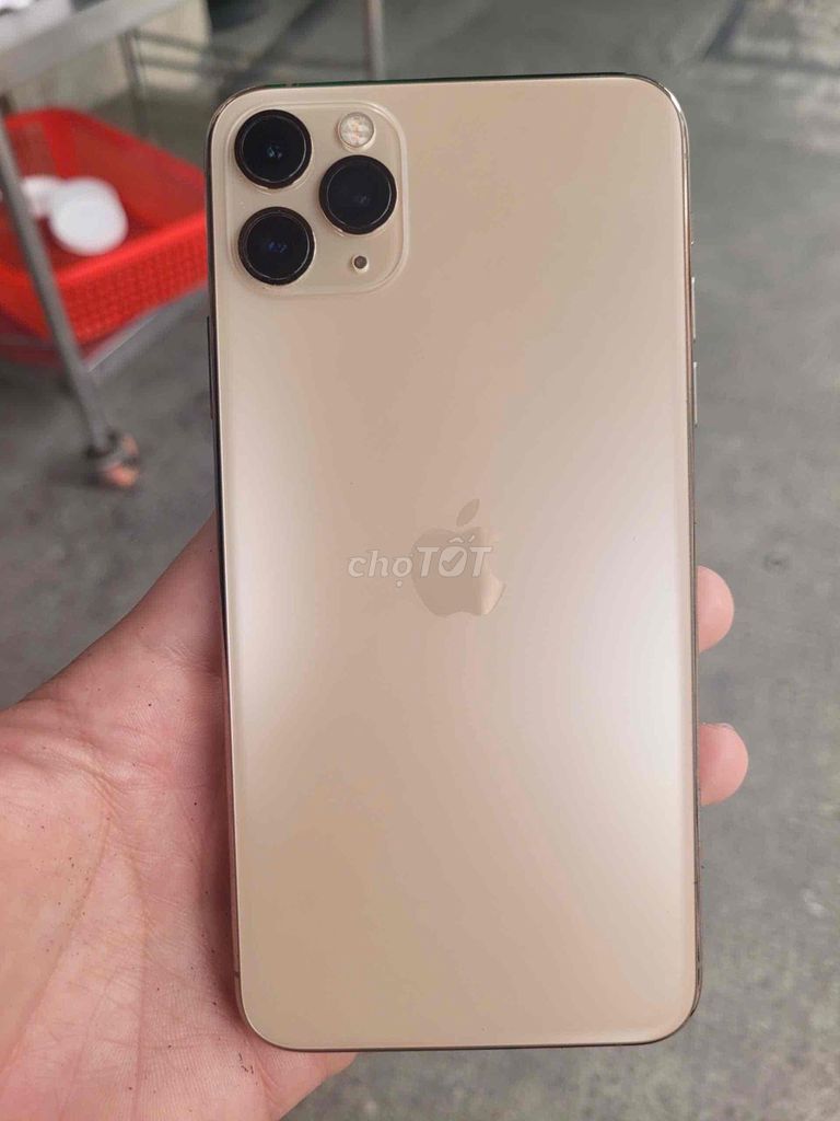iPhone 11 Pro Max 64GB Vàng. Mua bán Điện thoại tại Thành phố Thuận An Bình Dương được đăng bởi Trần Phú Phong hình 1