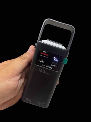 Sạc dự phòng 20000mah, đèn pin cắm trại và dây sạc. Mua bán Phụ kiện (Màn hình, Chuột...) tại Quận 8 Tp Hồ Chí Minh được đăng bởi NTD Store chuyên sạc dự phòng 