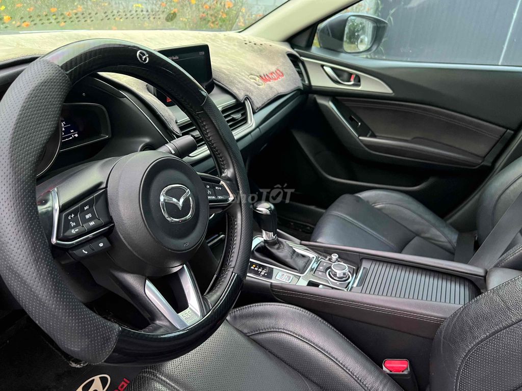 Mazda 3 2018 1.5 AT Sedan - 85000 km. Mua bán Ô tô tại Thị xã Bến Cát Bình Dương được đăng bởi Ô TÔ XE MÁY VY BẢO hình 7