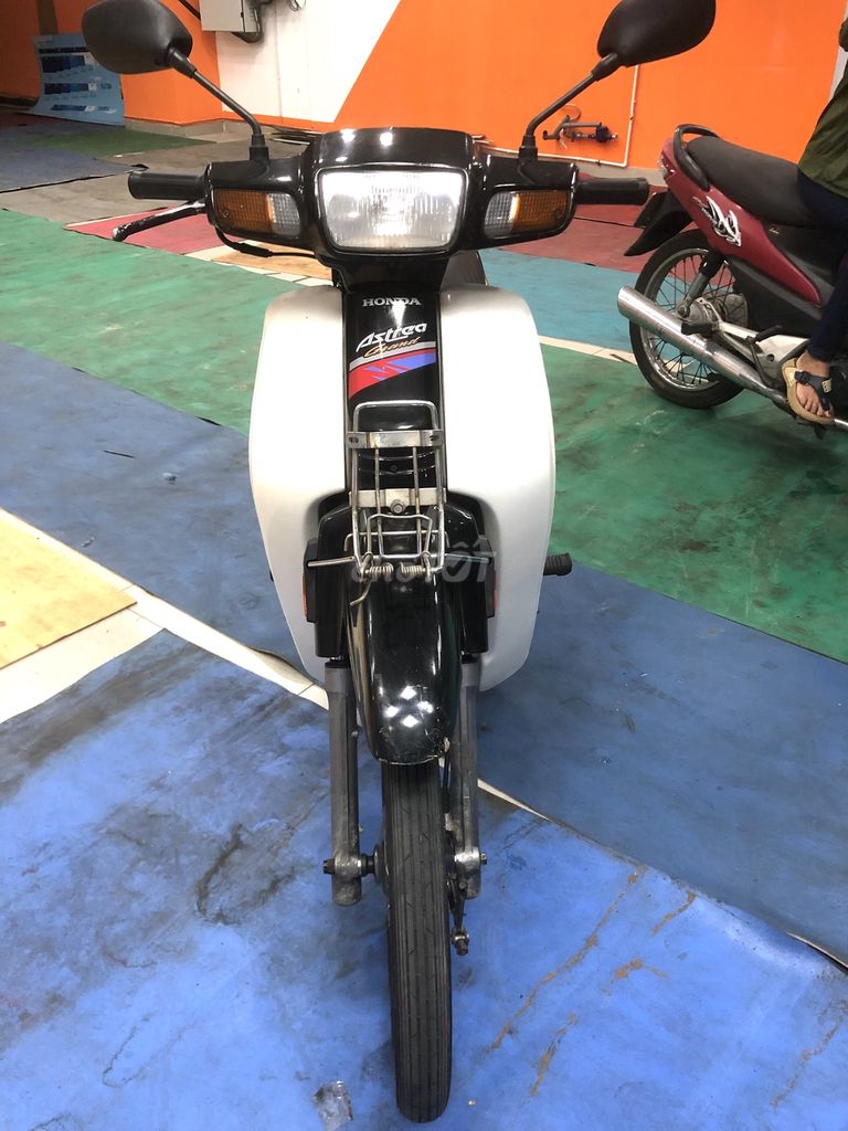 Bán xe Honda Astrea Grand đời 1994.