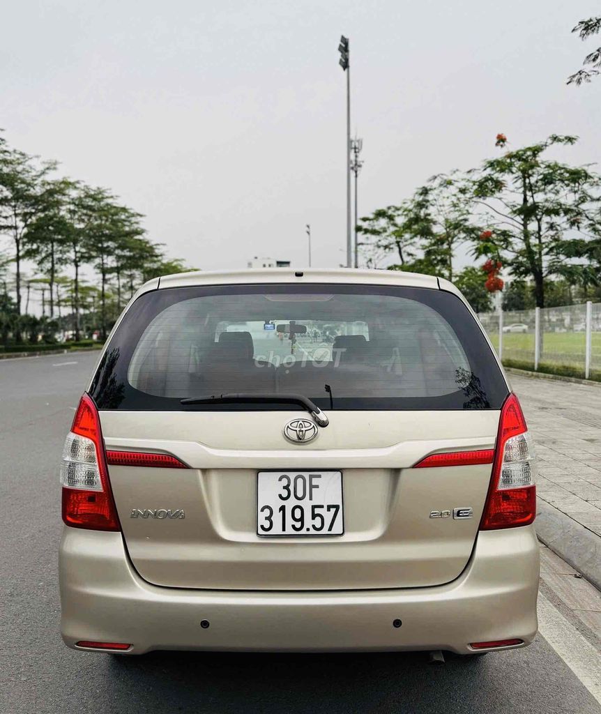 Toyota Innova 2015 E form mới,Nâu Vàng.. Mua bán Ô tô tại Quận Cầu Giấy Hà Nội được đăng bởi CHỢ ÔTÔ CẦU GIẤY hình 8