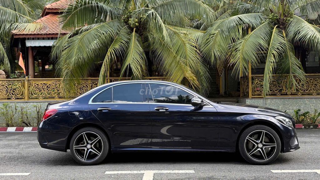 Mercedes Benz C300 AMG 2016 - 90000 km. Mua bán Ô tô tại Thành phố Thủ Dầu Một Bình Dương được đăng bởi trần thị khánh huyền  hình 8