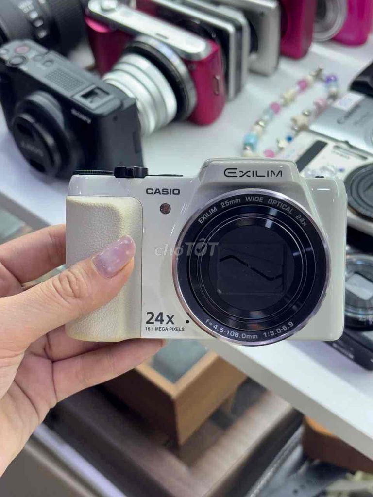 Máy ảnh Casio Exilim EX-H60 Trắng. Mua bán Máy ảnh, Máy quay tại Quận 5 Tp Hồ Chí Minh được đăng bởi Phan Thế Phong  hình 1