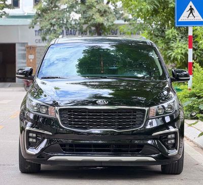Kia Sedona 2.2D LUXURY sản xuất 2021