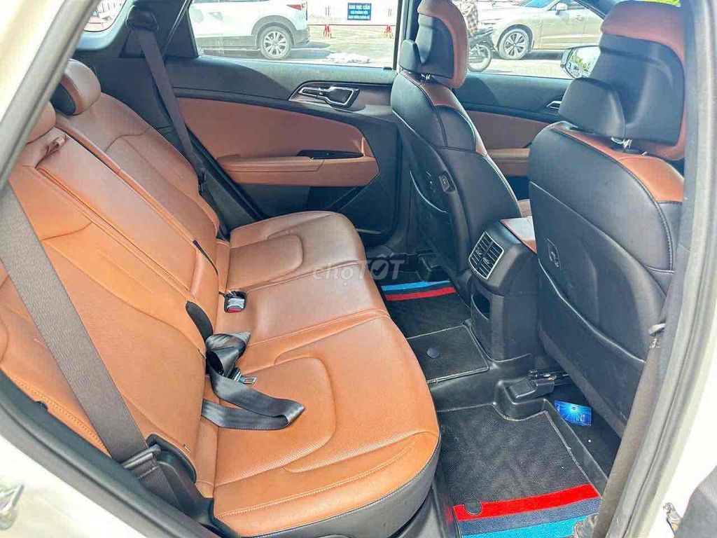 Kia Sportage 2023 Signature 1.6T AWD - 20000 km. Mua bán Ô tô tại Quận Long Biên Hà Nội được đăng bởi Bùi Đình Thông hình 8