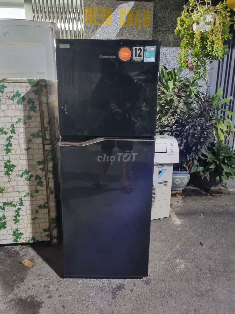 Tủ lạnh panasonic inverter 188L zin 100% chạy tốt