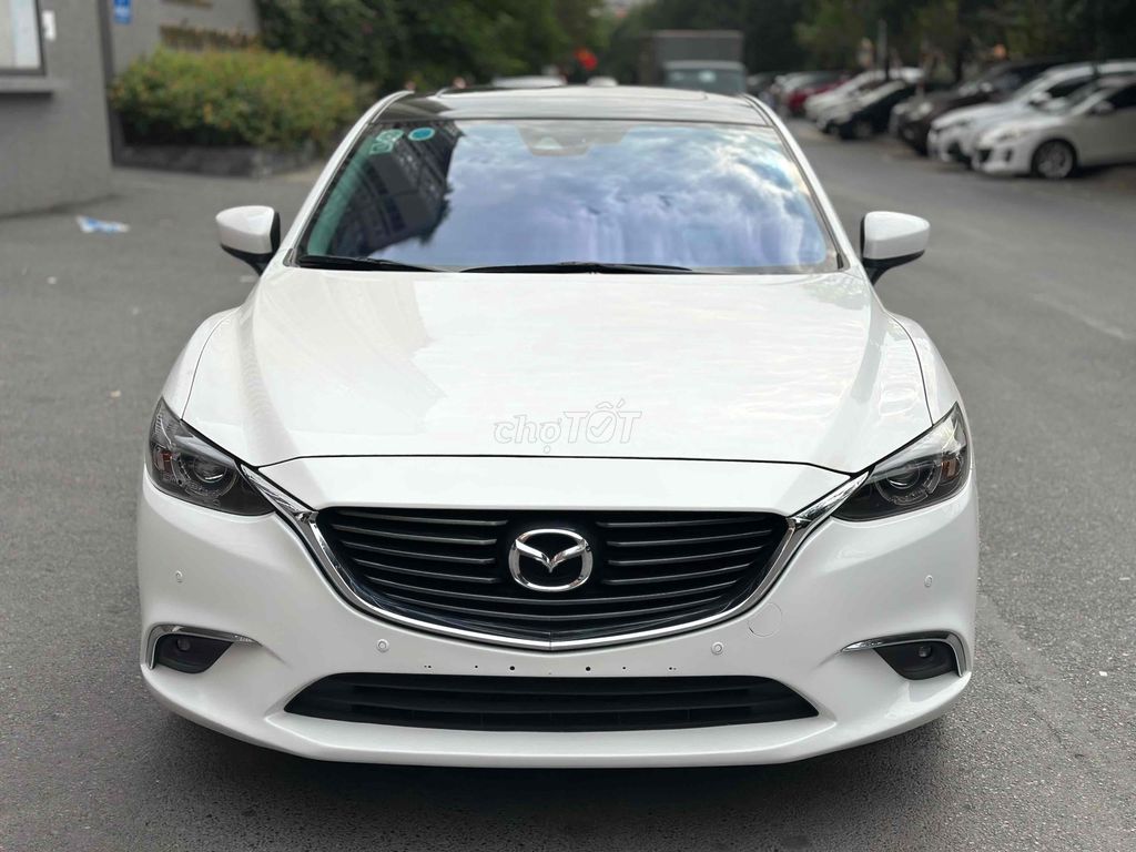 Mazda 6 2018 2.0L Premium Trắng Siêu Mới 1 Chủ