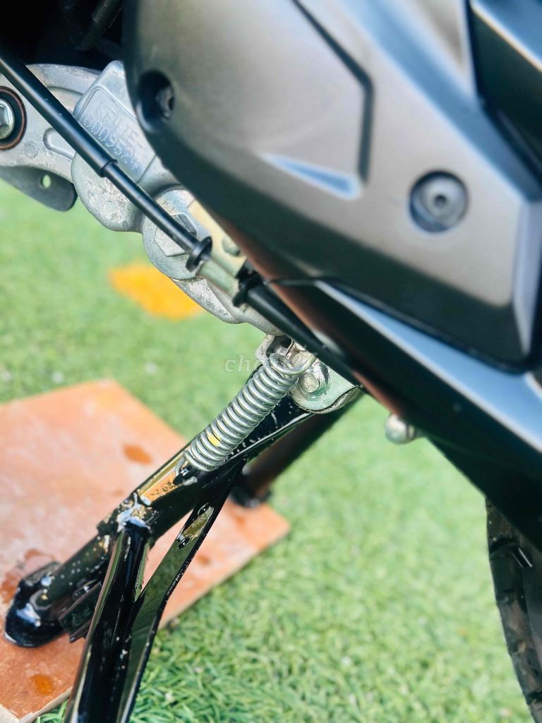 Honda Airblade 150 ABS 2021 Đen Đỏ Vàng. Mua bán Xe máy tại Huyện Chợ Mới An Giang được đăng bởi XE MÁY THIỆN PHÁT AN GIANG hình 12