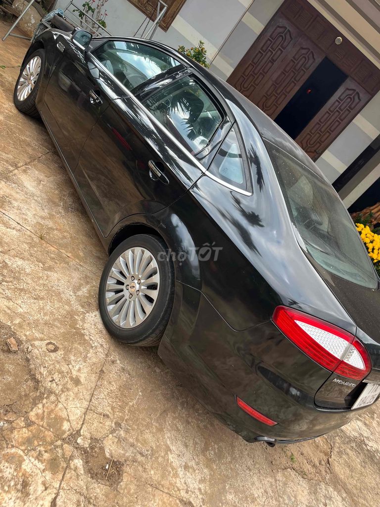 Ford Mondeo 2009 - 150000 km