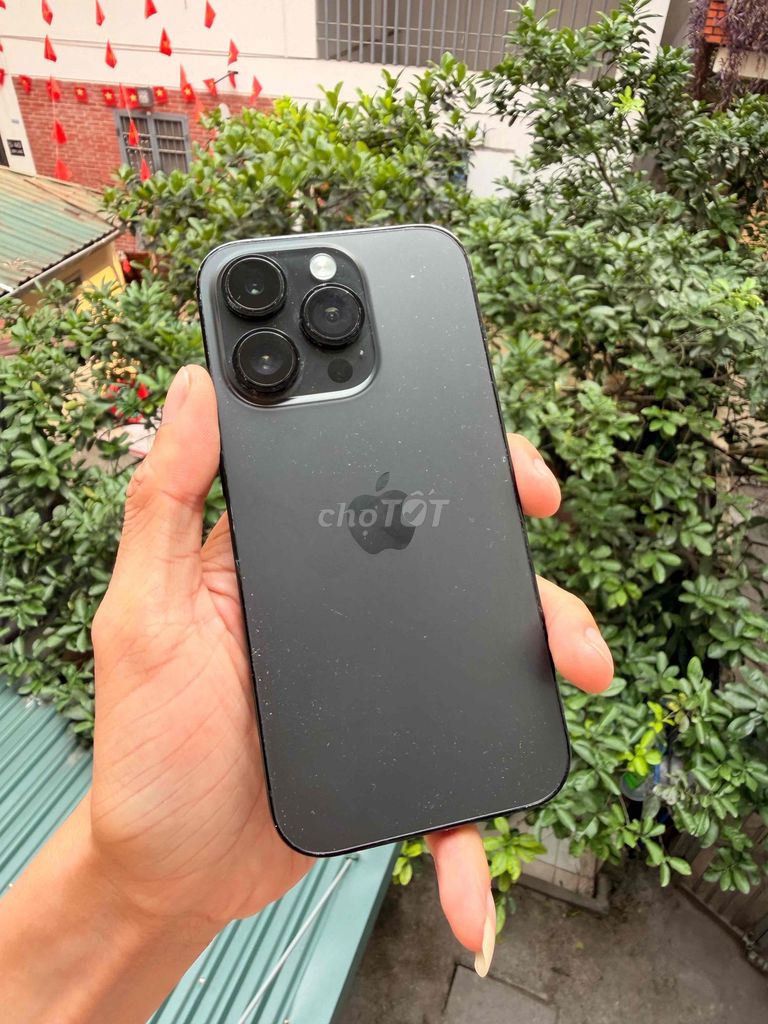 Apple iPhone 14 Pro 256GB Đen. Mua bán Điện thoại tại Quận Ba Đình Hà Nội được đăng bởi NAMTAOVIP OFFICIAL STORE hình 1