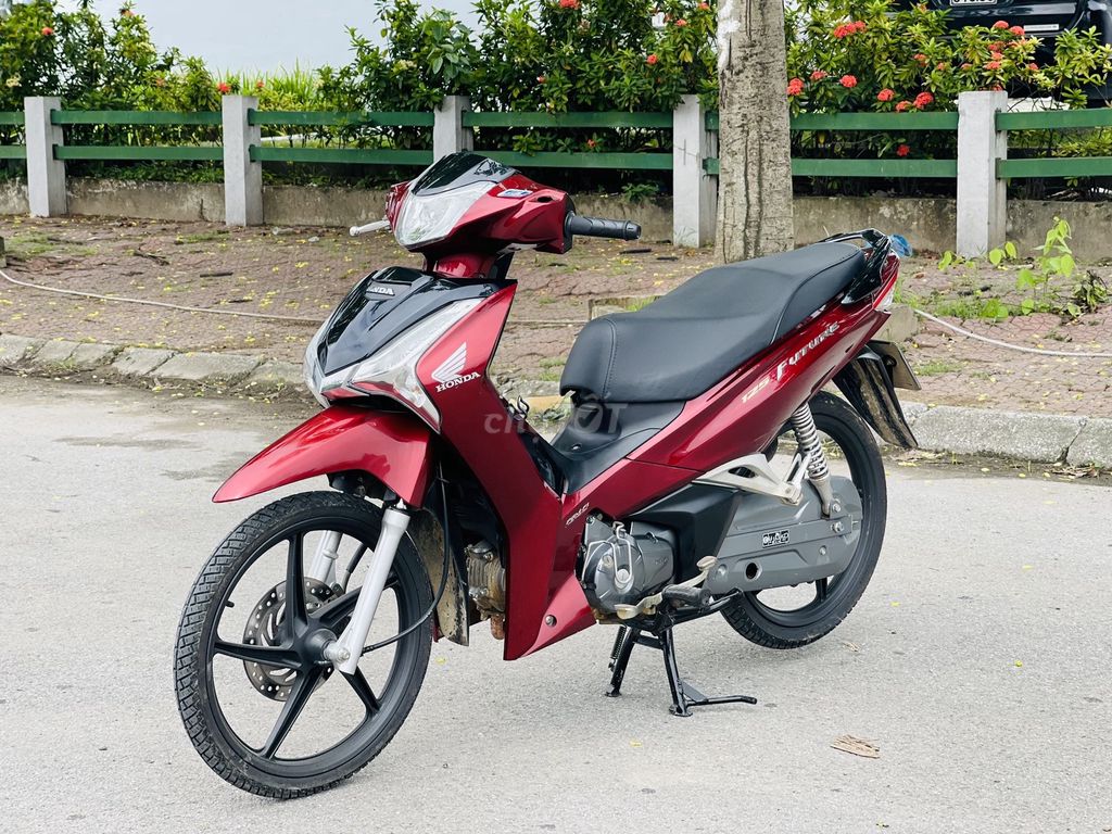 HONDA FUTURE FI MÀU ĐỎ CHÍNH CHỦ NGUYÊN ZIN.. Mua bán Xe máy tại Quận Hai Bà Trưng Hà Nội được đăng bởi A.SỰ hình 3