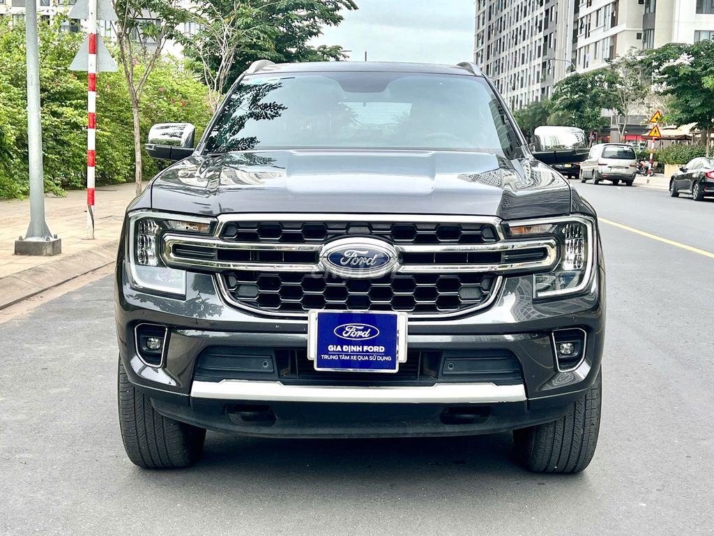 Ford Everest 2022 Titanium 4x2 - Xe đẹp chính chủ