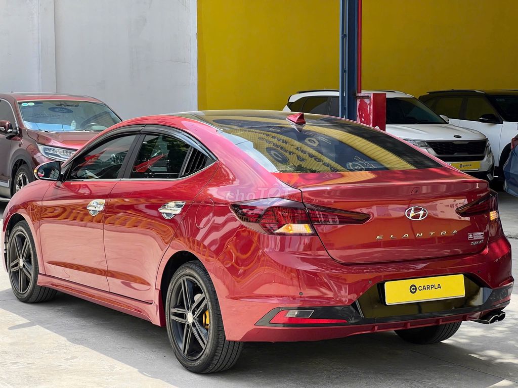 Hyundai elantra 1.6at sport 2019 - Xe cũ tại hãng. Mua bán Ô tô tại Quận Tân Phú Tp Hồ Chí Minh được đăng bởi Nguyễn Tân Xe Lướt  hình 2