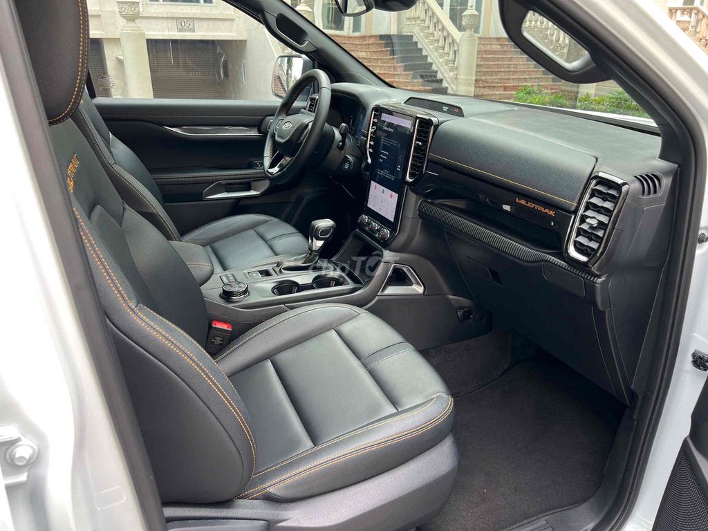 Ford Ranger Wildtrak 2024 Trắng 9000 km. Mua bán Ô tô tại Thành phố Thủ Đức Tp Hồ Chí Minh được đăng bởi Ngôn Quân hình 12