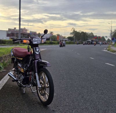 Em muốn bán chiếc dream dọn kiểng rất đẹp. Mua bán Xe máy tại Quận Cái Răng Cần Thơ được đăng bởi Nghiêm Hoàng Thiên Gia Hạo