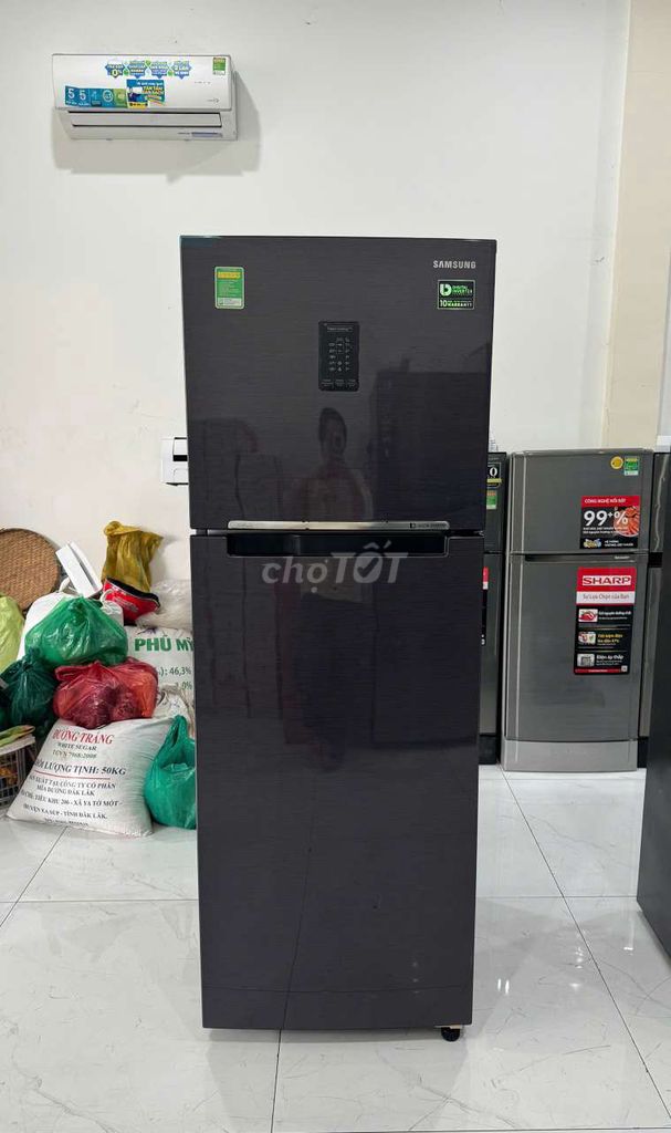 Thanh Lý Tủ Lạnh TOSHIBA inverter 320l rẻ,zin 💥