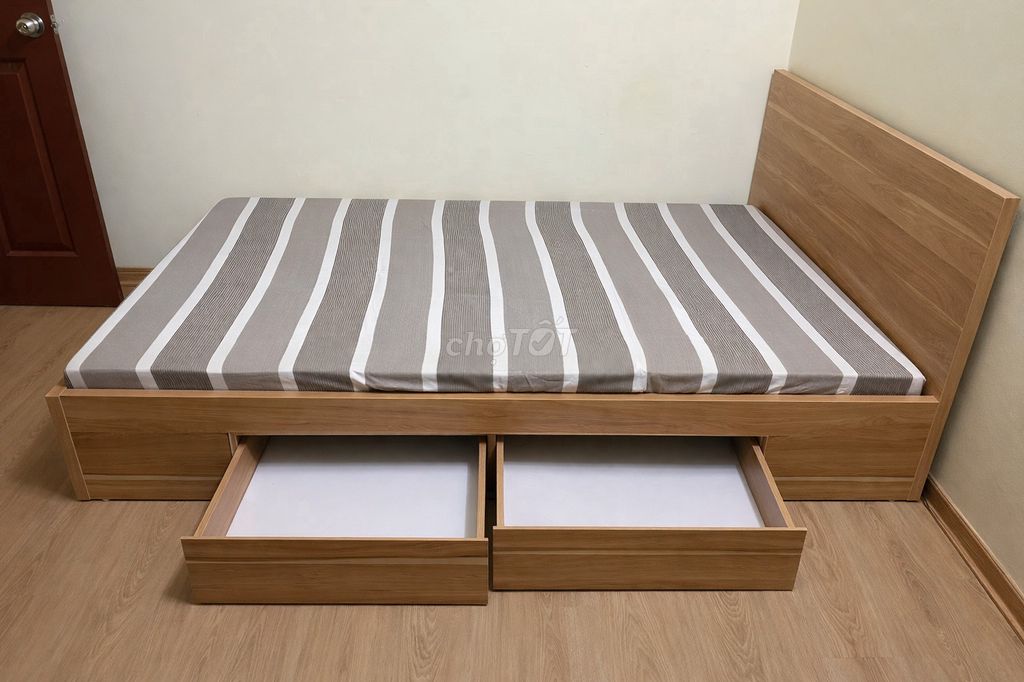 GIƯỜNG 1m2x2m; BÀN 60cmx1m8; BÀN 1mx2m4; CÂY NƯỚC. Mua bán Giường, chăn ga gối nệm tại Huyện Hoài Đức Hà Nội được đăng bởi MR KHÁNH ĐẠI LÝ MG HÀ NỘI hình 1