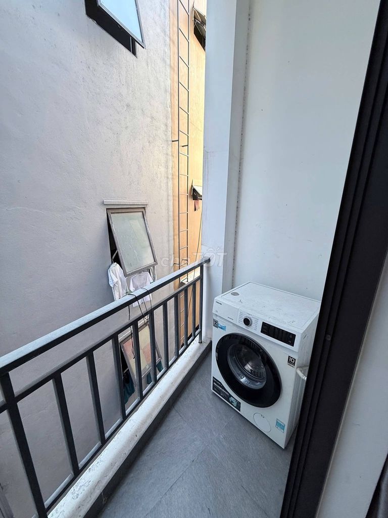Vacant 2-bedroom apartment in central Hải Châu — photo 3