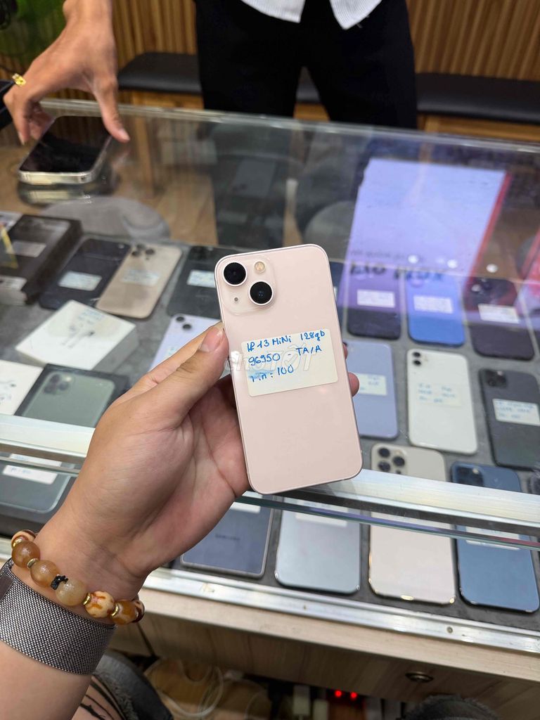 Iphone 13 mini 128gb Pink mã Quốc Tế. Mua bán Điện thoại tại Quận Gò Vấp Tp Hồ Chí Minh được đăng bởi Võ Chí Bảo hình 1
