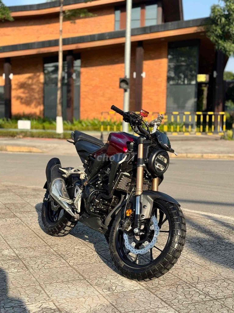 Honda CB 300R 2022 Đỏ 8000km. Mua bán Xe máy tại Quận Cầu Giấy Hà Nội được đăng bởi Tuấn Việt Motor hình 5