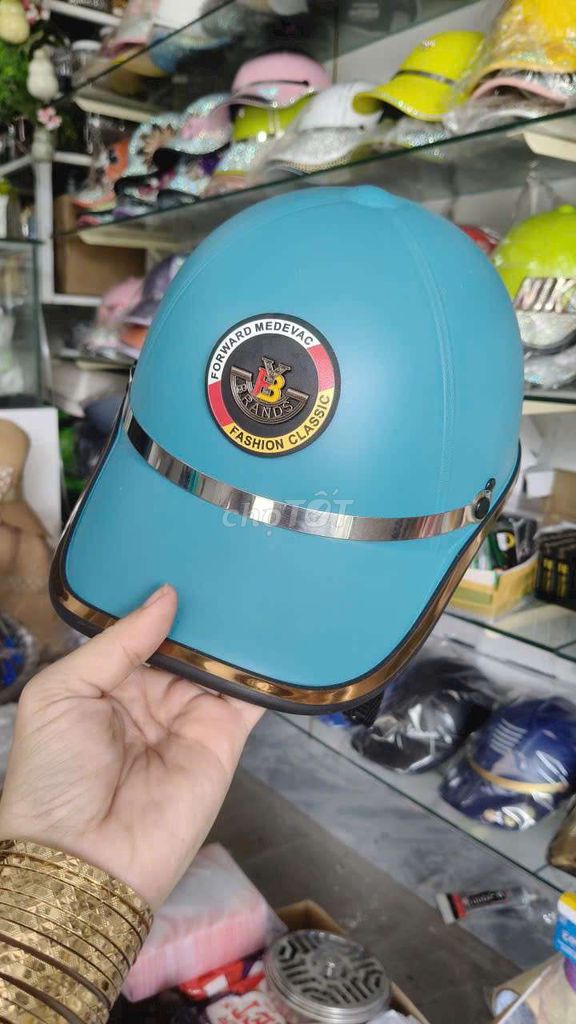 Thanh lý nón bảo hiểm. Mua bán Phụ tùng xe tại Huyện Cần Giuộc Long An được đăng bởi la kim chi hình 5