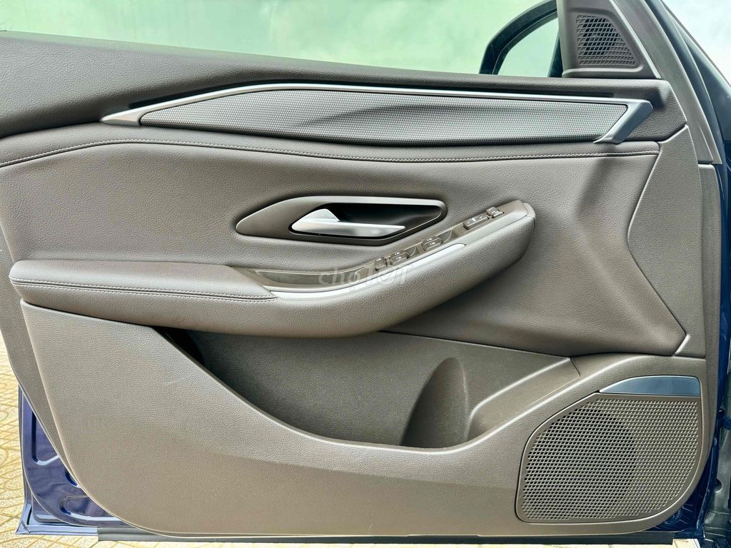 VinFast Lux A2.0 2021 2.0 AT - 50000 km. Mua bán Ô tô tại Quận Cẩm Lệ Đà Nẵng được đăng bởi nguyễn văn khoa hình 18