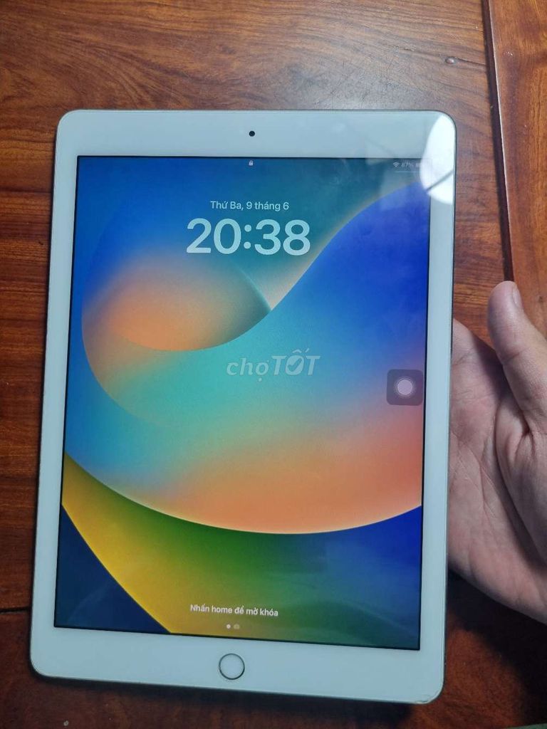 Apple iPad Pro 9.7 Xám. Mua bán Máy tính bảng tại Quận 4 Tp Hồ Chí Minh được đăng bởi doãn Hải hình 1