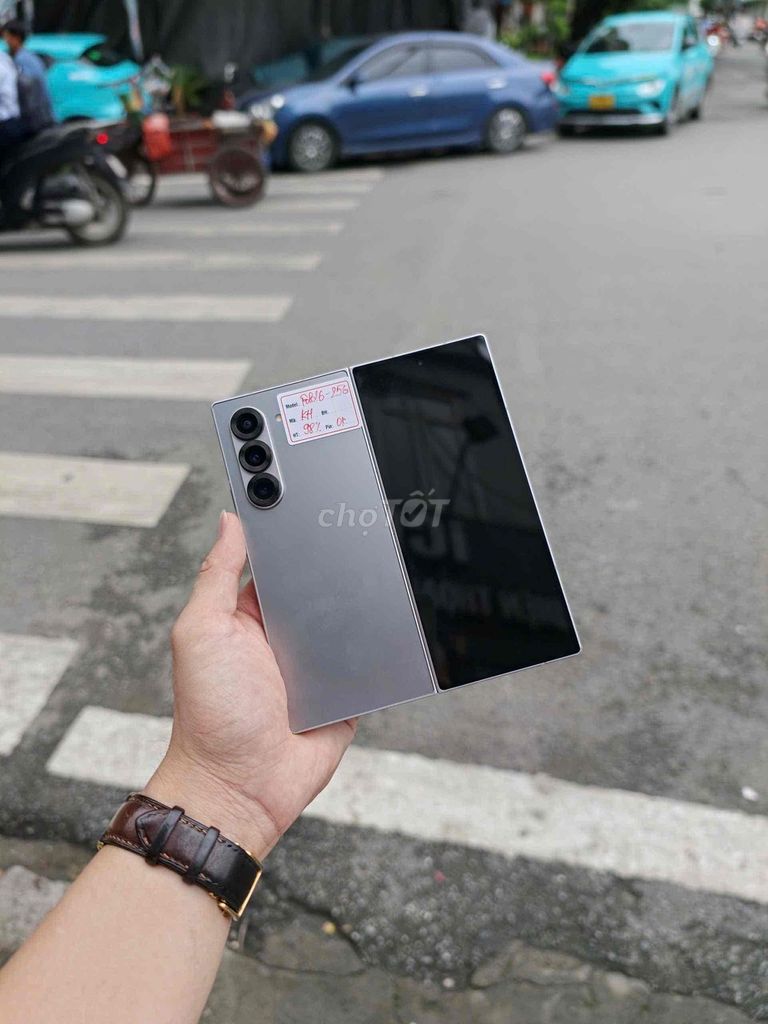 Samsung Zfold 6 12/256GB Xám bản Hàn. Mua bán Điện thoại tại Quận Đống Đa Hà Nội được đăng bởi Lâm Bảo Tuyên hình 1