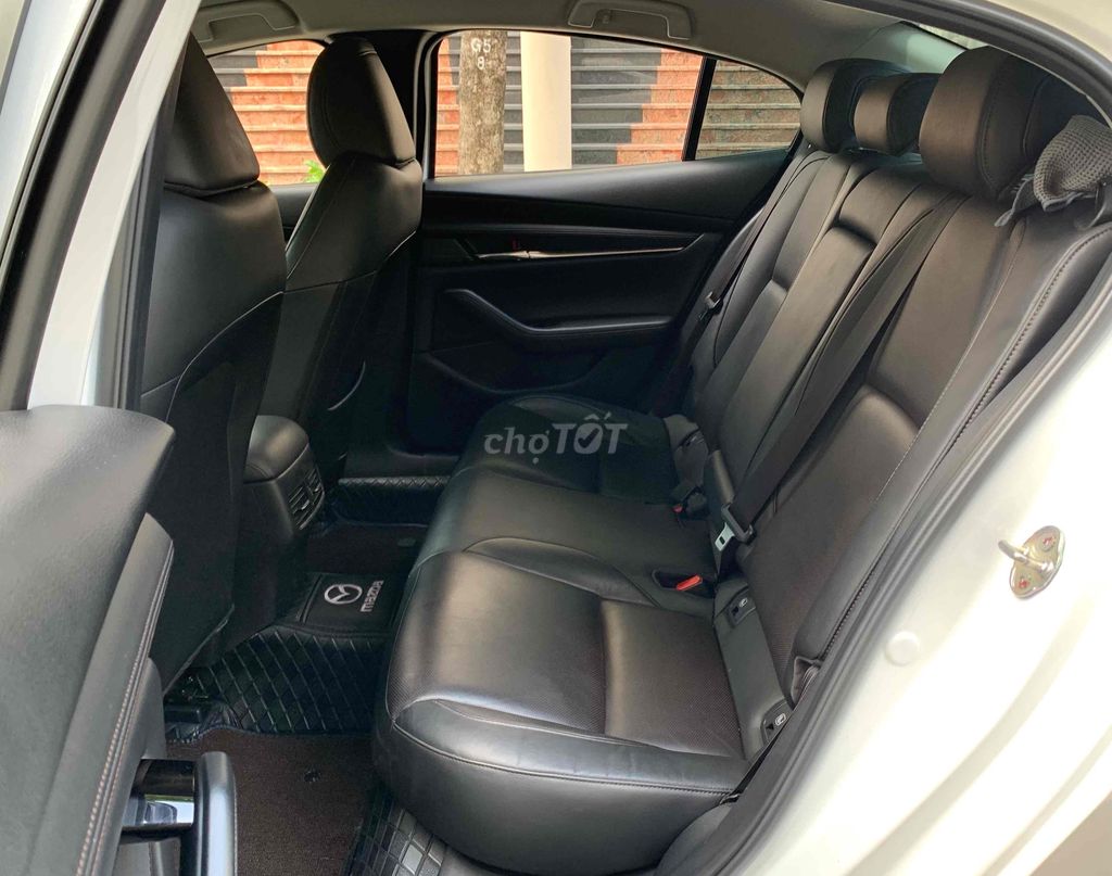 Mazda 3 Luxury 2023 odo 2,2vkm giá hợp lý. Mua bán Ô tô tại Thành phố Thủ Dầu Một Bình Dương được đăng bởi Tín hình 5