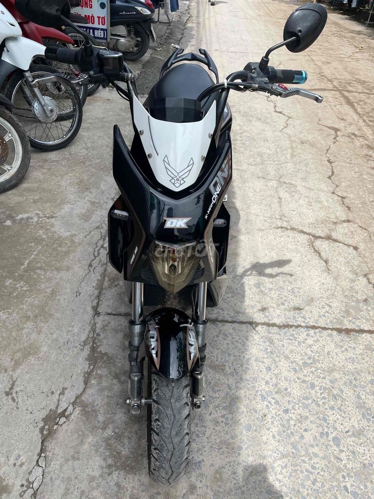 Xe máy điện DK bike chạy quá êm.. Mua bán Xe điện tại Huyện Đức Hòa Long An được đăng bởi XE MÁY CŨ LONG AN hình 4