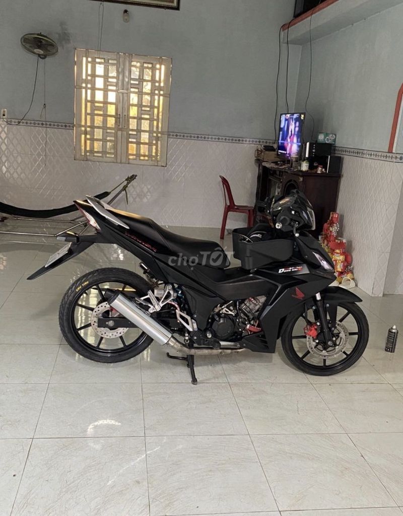 Winner V1 đen sần đời chót, máy chất, bốc, đi ít. Mua bán Xe máy tại Quận Nam Từ Liêm Hà Nội được đăng bởi Đỗ Việt Hưng hình 2