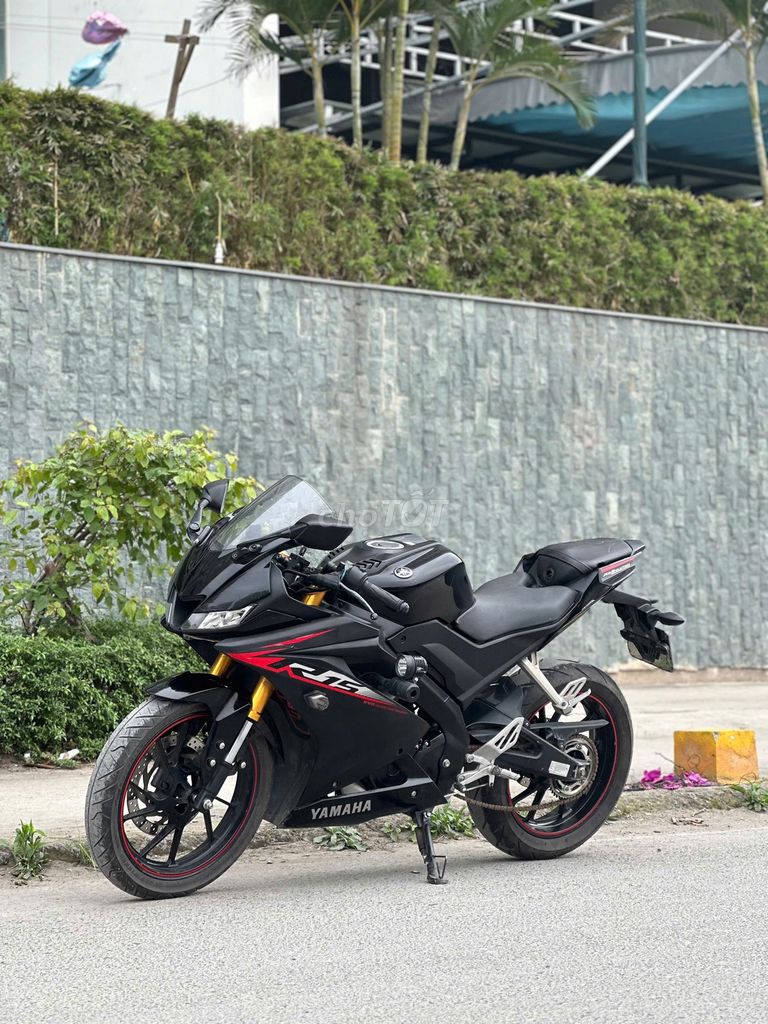 Yamaha R15 chạy 8000km 2021 có trả góp trao đổi ✅. Mua bán Xe máy tại Quận Hoàng Mai Hà Nội được đăng bởi Phú Lý hình 2