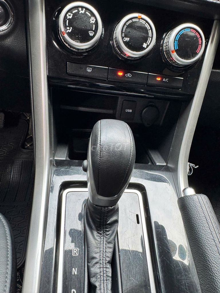 Mitsubishi Xpander 2020 Đen. Mua bán Ô tô tại Quận Long Biên Hà Nội được đăng bởi PHÚC LÂM  AUTO hình 10