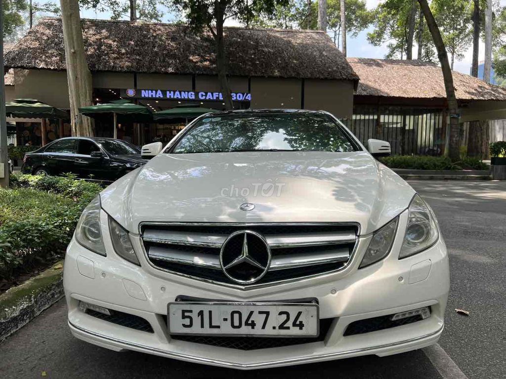 Mercedes Benz E Class 2010 E350 Coupe - 50000 km