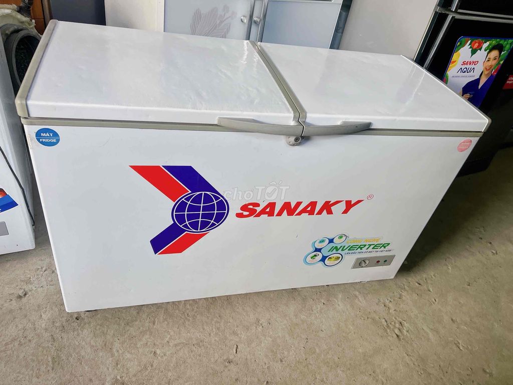Tủ đông Sanaky 300l inverter