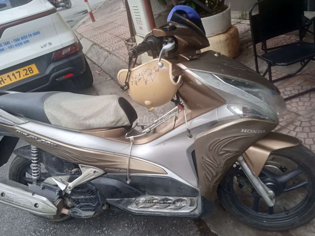 Cần bán xe ga đẹp Honda Airblade nguyên bản. Mua bán Xe máy tại Huyện Thuỷ Nguyên Hải Phòng được đăng bởi Bui khac dung  hình 2