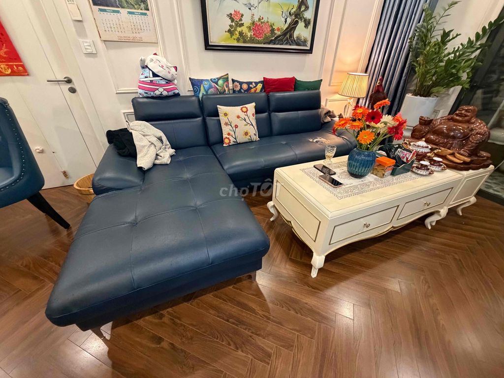 Thanh lý trọn bộ sofa + bàn trà + kệ TV – 5 Triệu. Mua bán Tủ, kệ gia đình tại Quận Đống Đa Hà Nội được đăng bởi Annie Tran hình 1