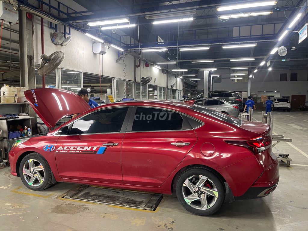 Hyundai Accent ATH 5 мест Максимальная Специальная комплектация