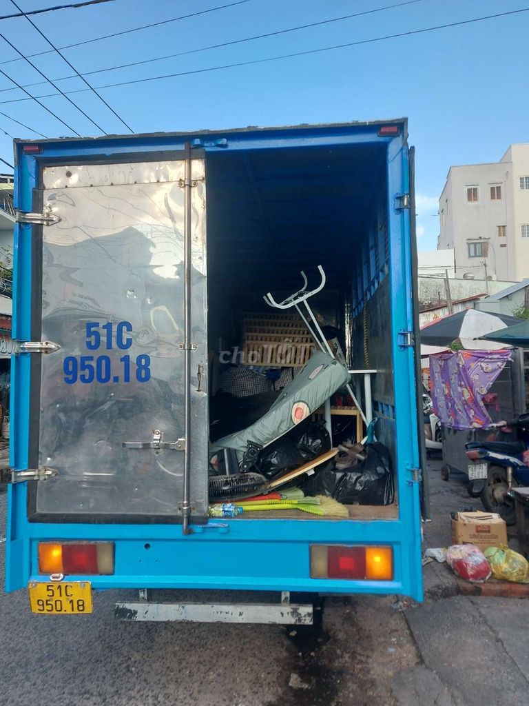 Xe tải isuzu thùng kín 2006. Mua bán Xe tải, xe ben tại Huyện Gò Quao Kiên Giang được đăng bởi Tài hình 5