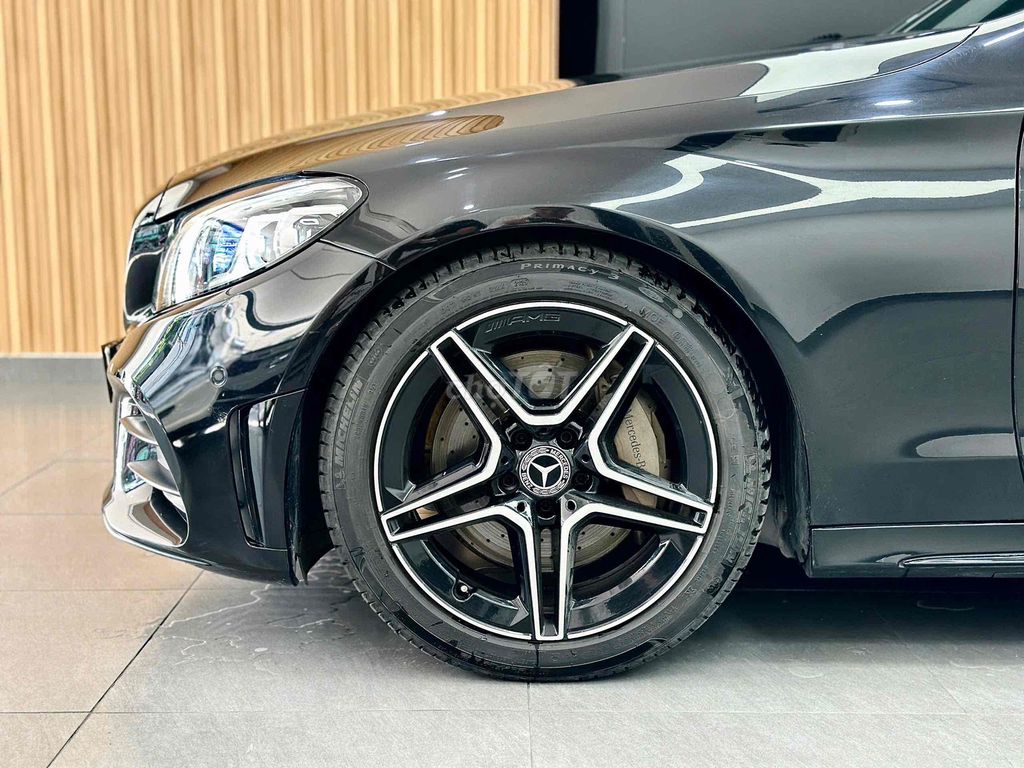Mercedes Benz C Class 2019 C 300 AMG - 58000 km. Mua bán Ô tô tại Quận 7 Tp Hồ Chí Minh được đăng bởi Hoàng Anh Tuấn hình 2