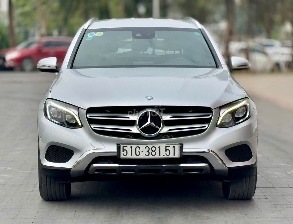 Mercedes Benz GLC 250 4MATIC sx 2017  - 20.000 km